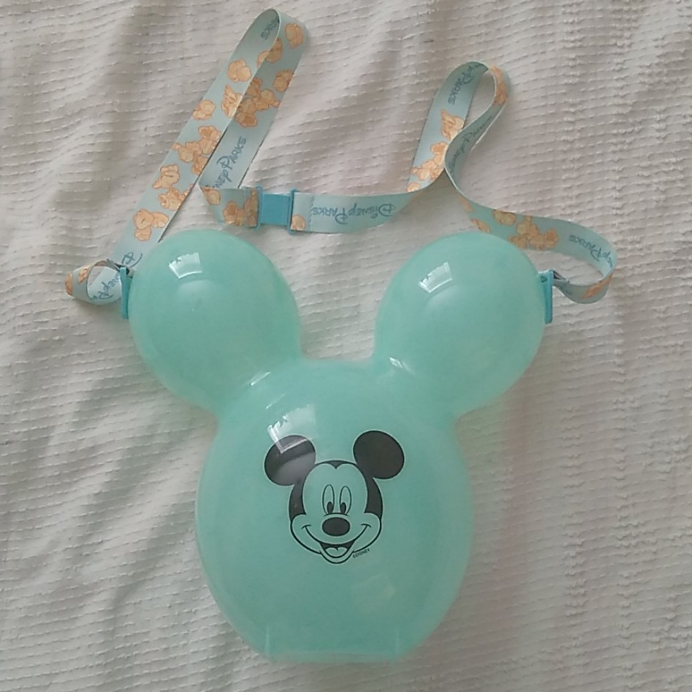 Disneyland Arendelle aqua popcorn bucket